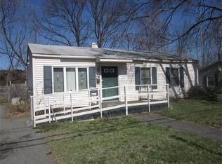41 Amherst St, Lawrence, MA 01843