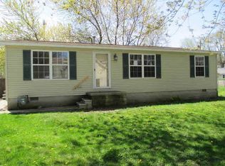 5818 South St, Newport, MI 48166