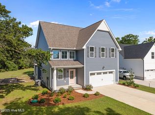 207 Willas Ct, Holly Ridge, NC 28445