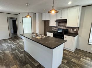 150 Oxford Cir, Hampton, GA 30228