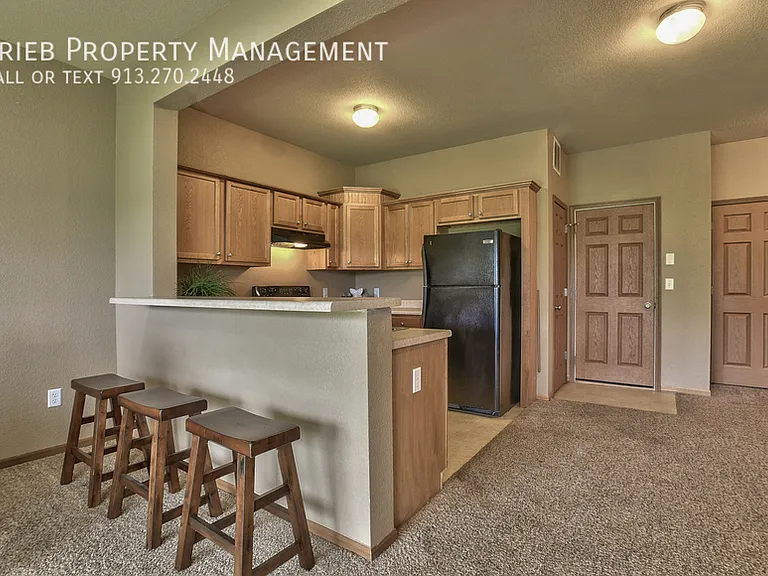 856 S Woodson Ct — Photo 10