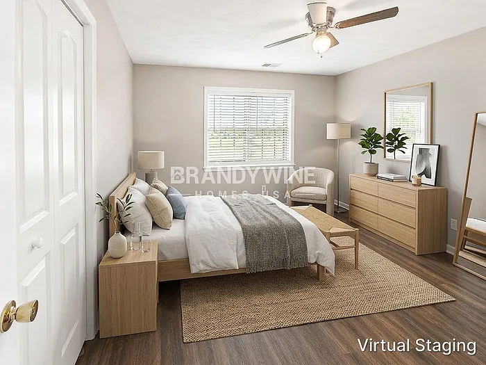 3076 Emerald St — Photo 13