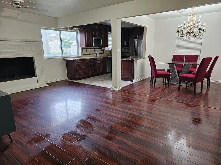 502 Forest Cir — Photo 3