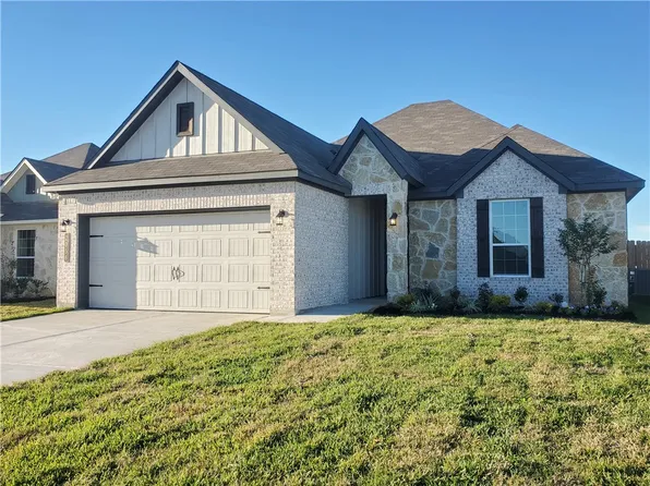 2056 Muscadine Trl, Brenham, TX 77833