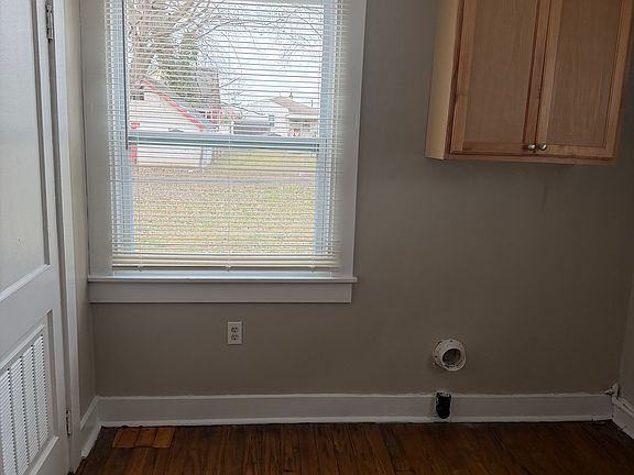 5th image of 921 Dresden Ave