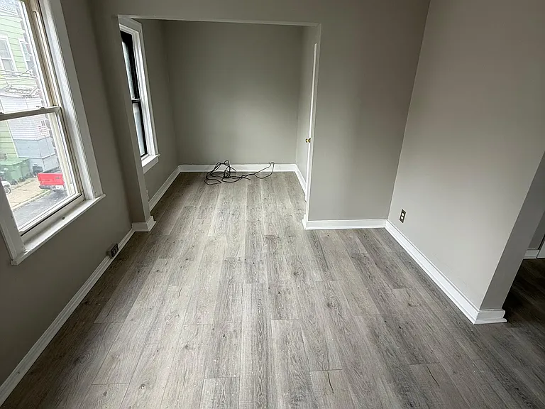 62 Lancaster St #2 — Photo 4