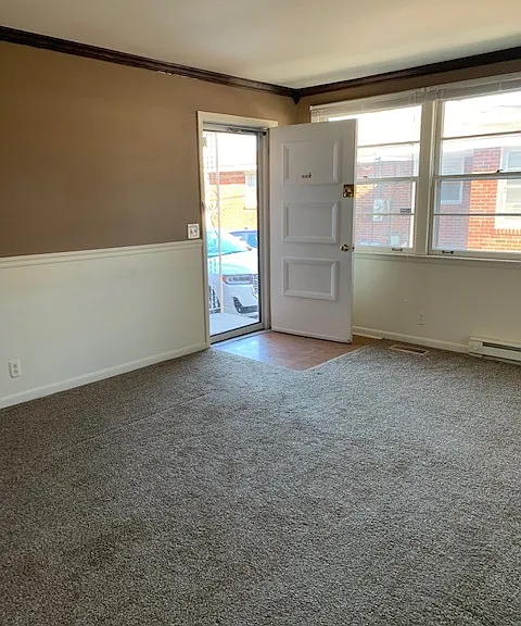 916 Virginia Ave #B — Photo 7