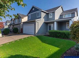 244 Boean Ln, Woodburn, OR 97071