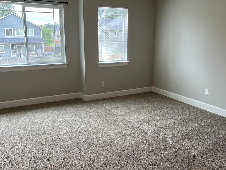 15411 Coles Ct SE — Photo 11