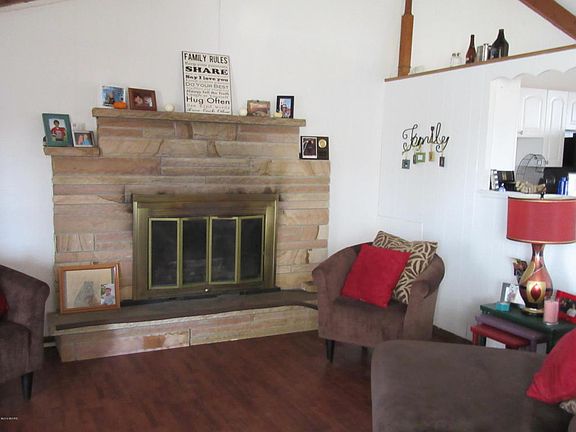 4th image of 4686 Greenfield Dr