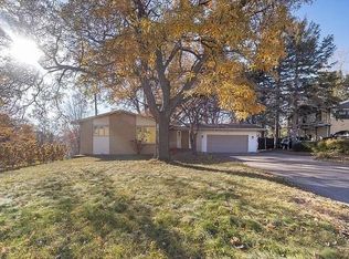 1803 10th St NW, New Brighton, MN 55112