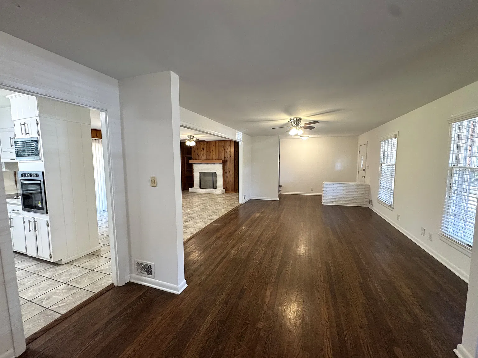 5 bed, 2414 sqft, $3,125 — Photo 4