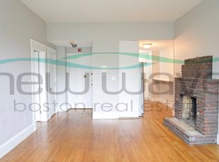 224 Commonwealth Ave APT 10, Boston, MA 02116
