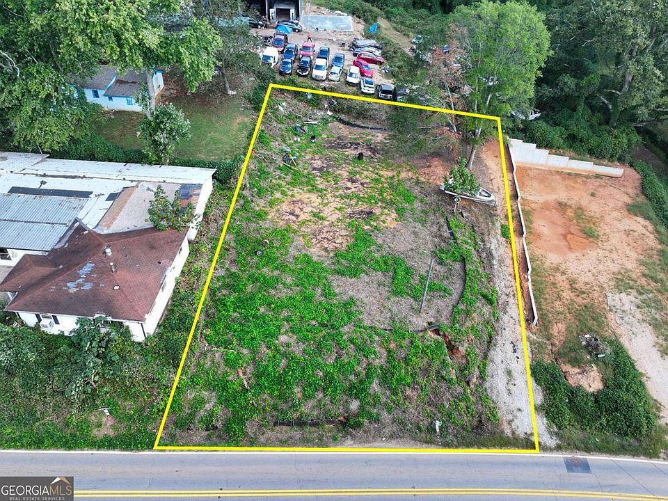 2nd image of 2054 Spring Rd