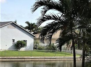 231 SE 23rd Ter, Cape Coral, FL 33990
