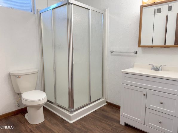 bismarck-north-dakota-447600754 picture