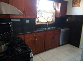 4619 Center Ave, Lyons, IL