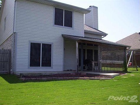 1st image of 828 Lionel Way