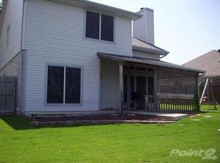 828 Lionel Way, Fort Worth, TX 76108