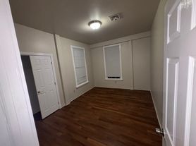 616 Kossuth St, Bridgeport, CT
