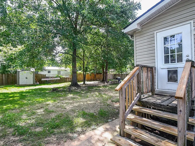 31606 Bryan St — Photo 20