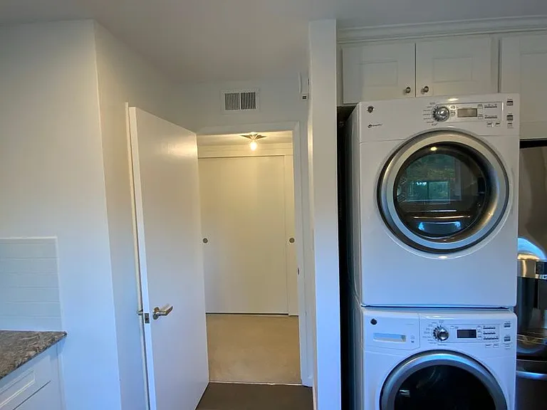 675 Sharon Park Dr #248 — Photo 7