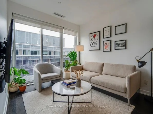 1030 King St W, Toronto, ON
