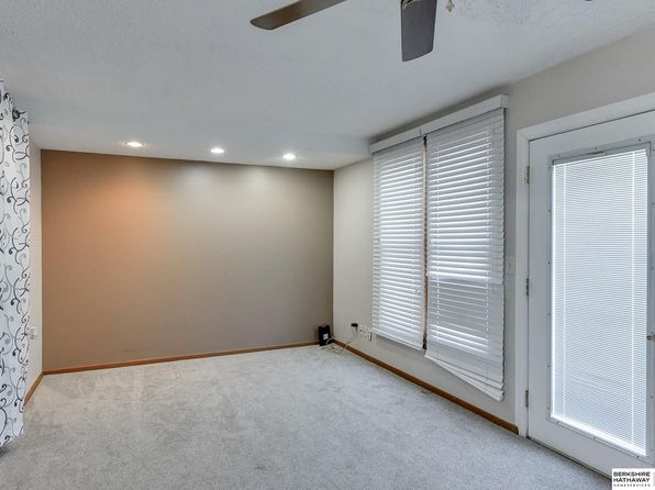 omaha-nebraska-75780236 picture