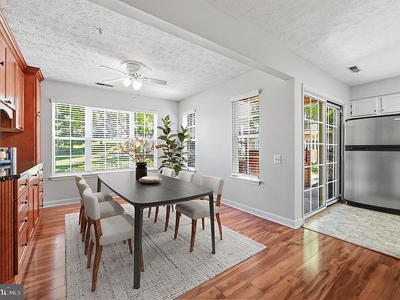 4th image of 6508 Springwater Ct APT 3203