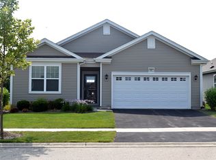 821 Americana Ave, Hampshire, IL 60140