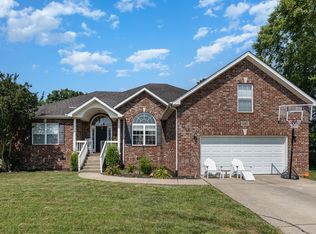 1243 Chapmans Retreat Dr, Spring Hill, TN 37174
