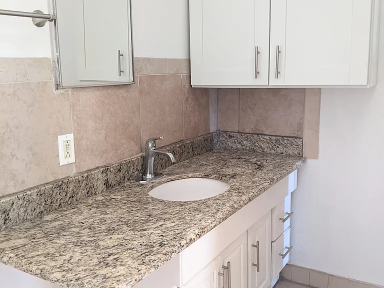 133 E Avenue 32 #2 — Photo 15