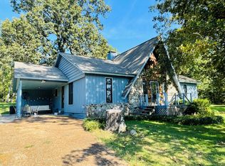 200 Moonstone Blvd, Horseshoe Bend, AR 72512