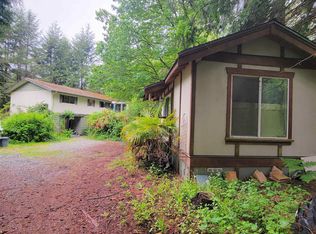 2240 Oldershaw Rd, Sunshine Coast, BC V0N 2W5