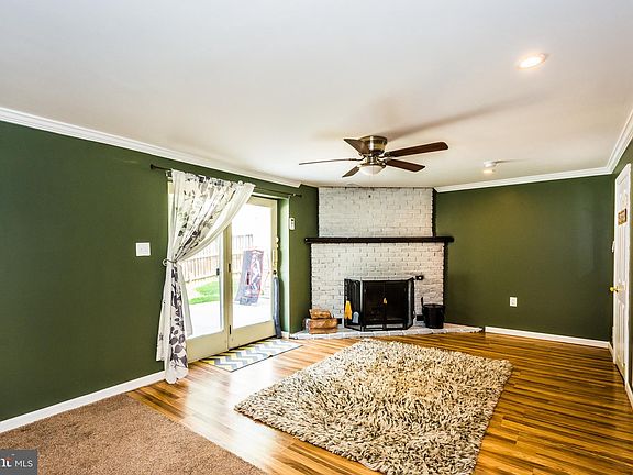 5th image of 356 Chalet Dr