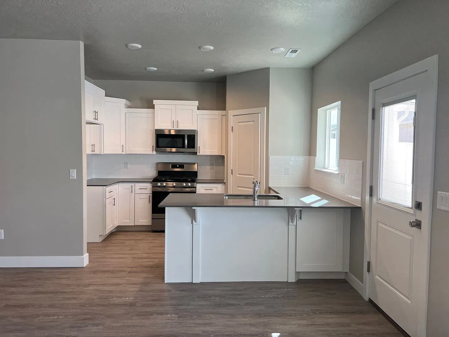 Townhome in Cedar Bend HOA — Photo 2