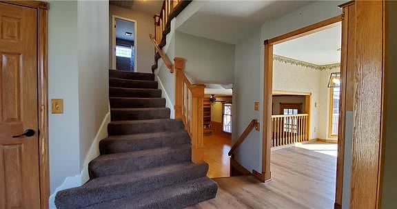 4th image of 8657 Greenway Ln