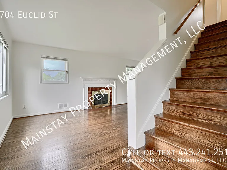 5704 Euclid St — Photo 4