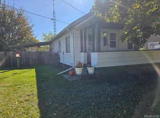 1097 W Buder Ave, Flint, MI 48507