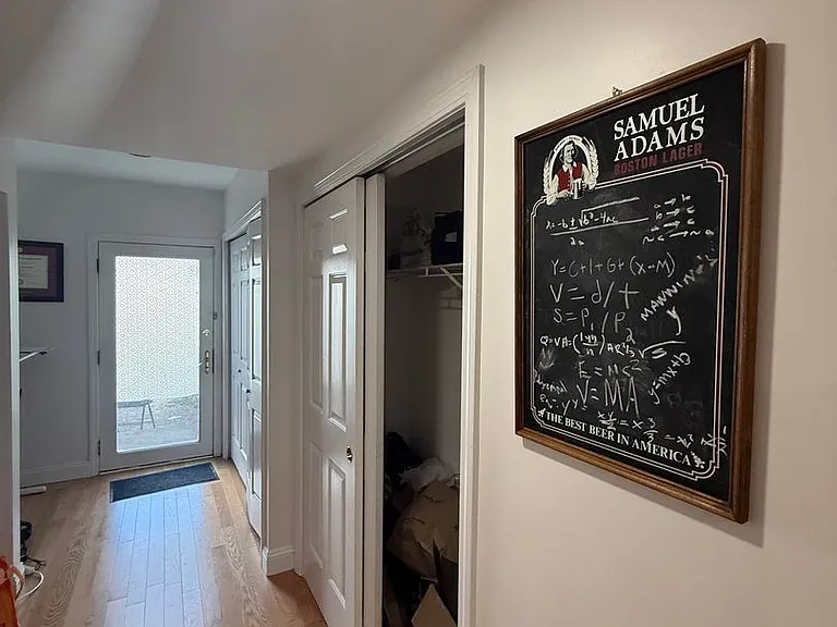 10 Glencoe St #4 — Photo 8