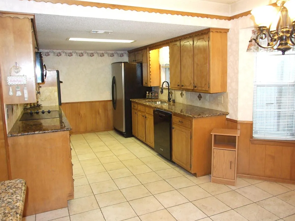 3 bed, 1581 sqft, $1,895 — Photo 3