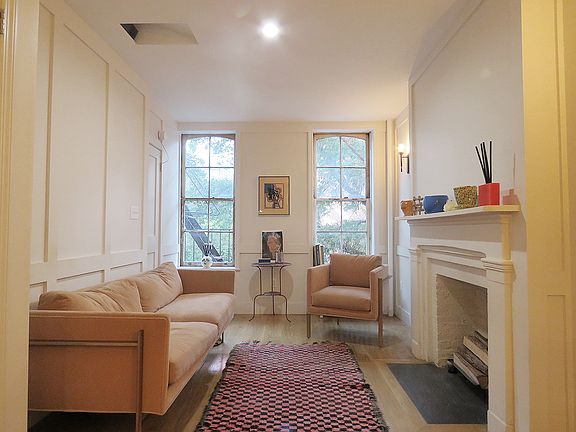 3rd image of 713 Washington St APT 1