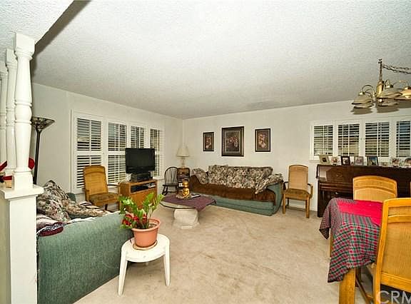 5th image of 1426 S Farber Ave
