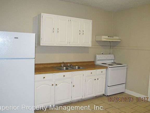 3rd image of 837 Reynes St