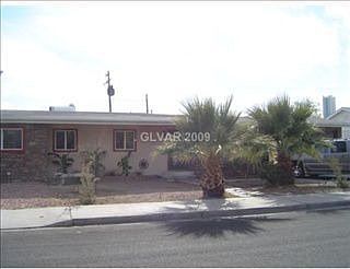 1st image of 700 Bonita Ave