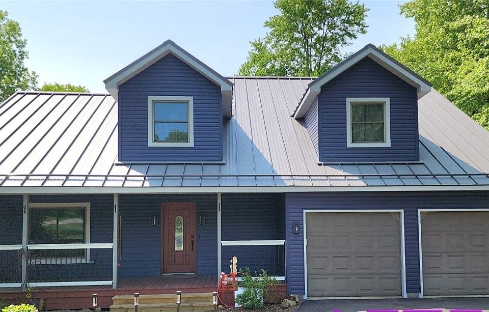 2nd image of 42953 Woodvale Ln
