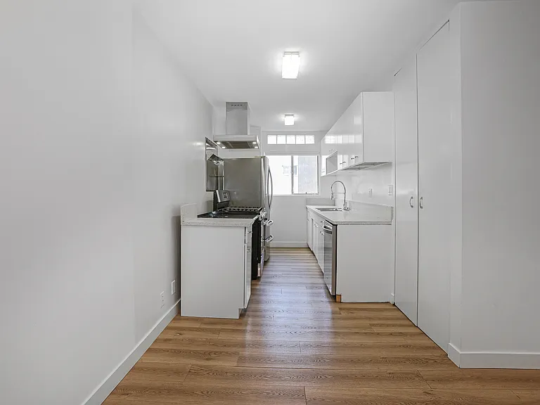 951 N Curson Ave #1 — Photo 7