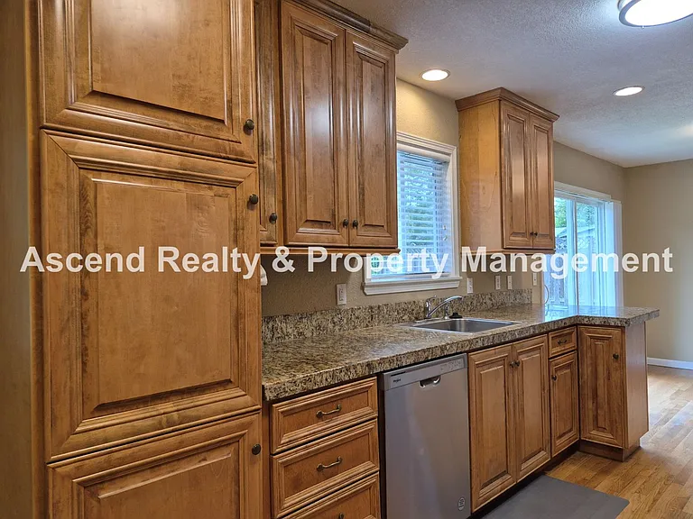 1490 NW 137th Ave — Photo 10
