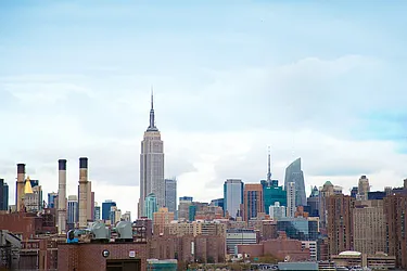 Sold by aptsandlofts.com