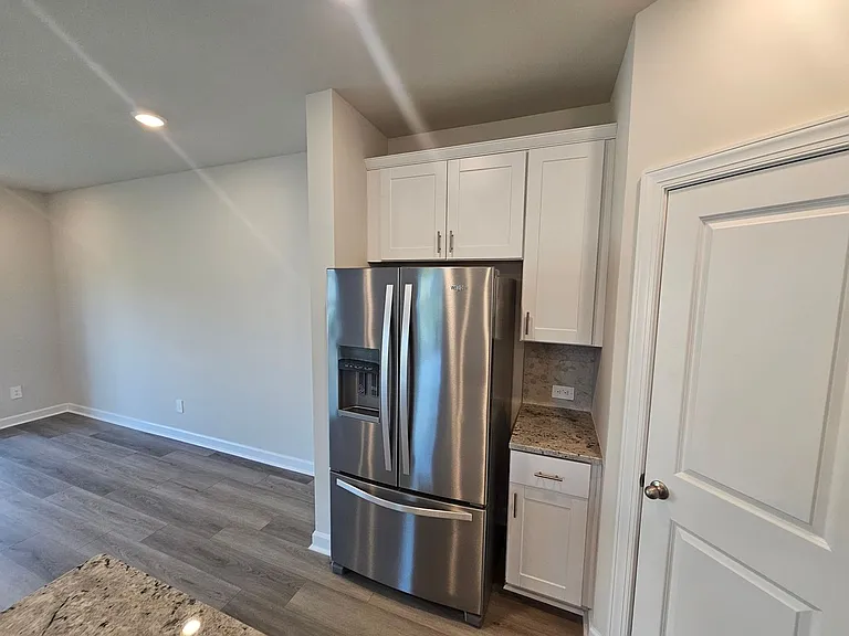 1203 Falling Acorn Ln — Photo 11